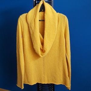 Wool sweater with cowl neck in yellow Like New